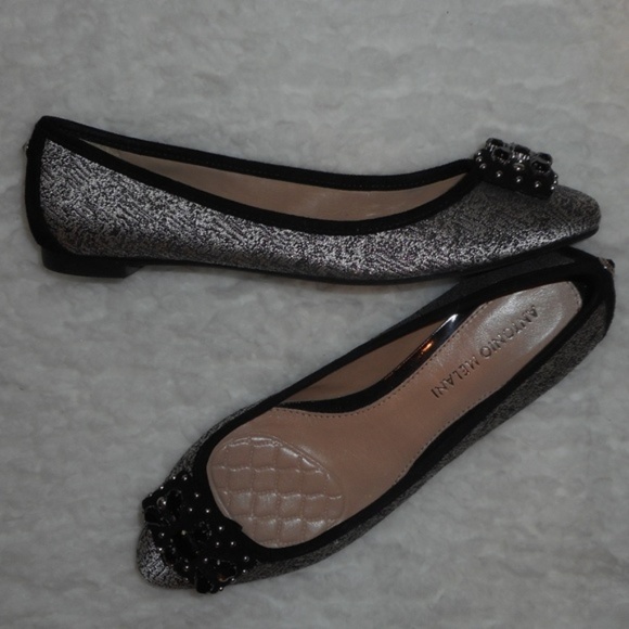 ANTONIO MELANI Black and Silver Flats - Picture 1 of 7